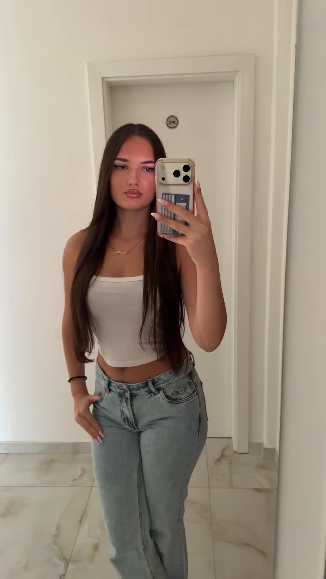@𝐋𝐕