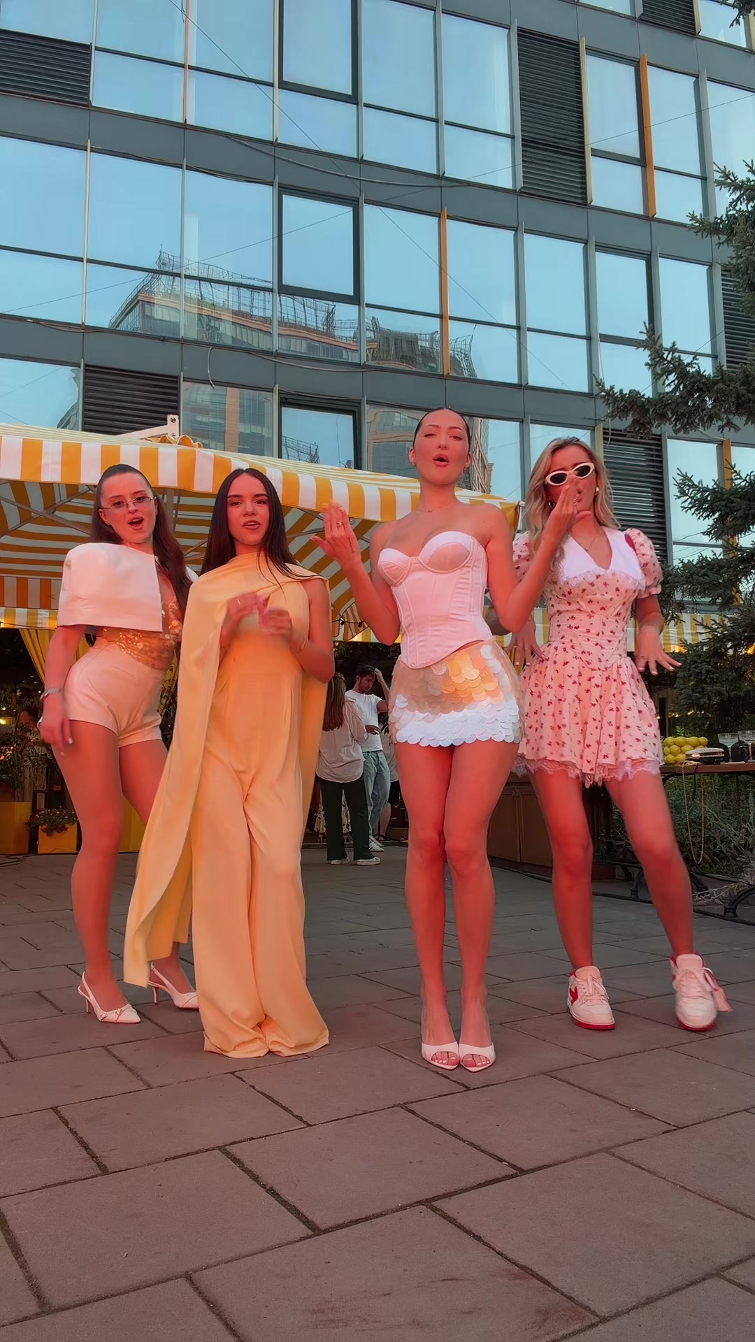 @НАДЮХА ВИШНЕВСЬКА🍒