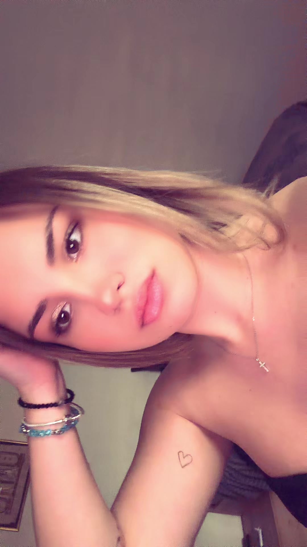 @Andjela👩🏼