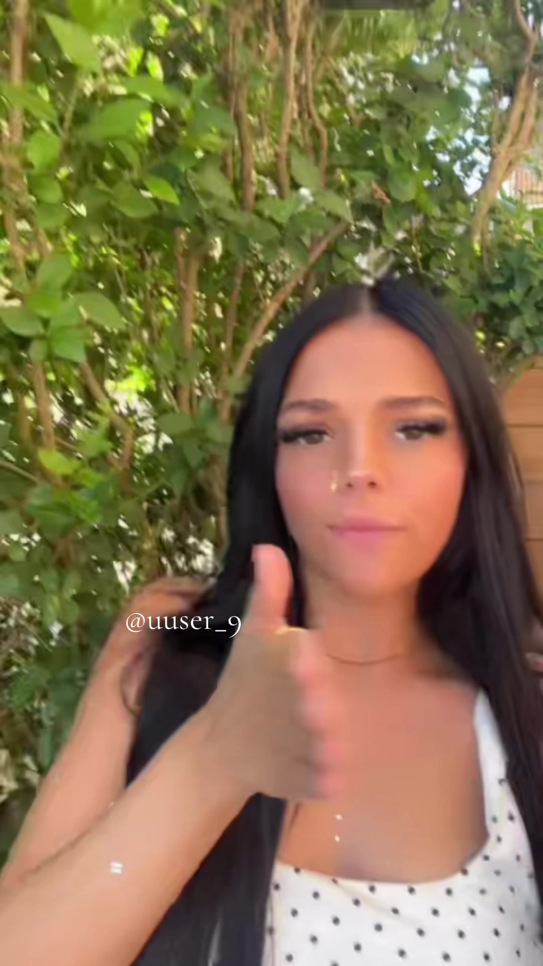 @🥥