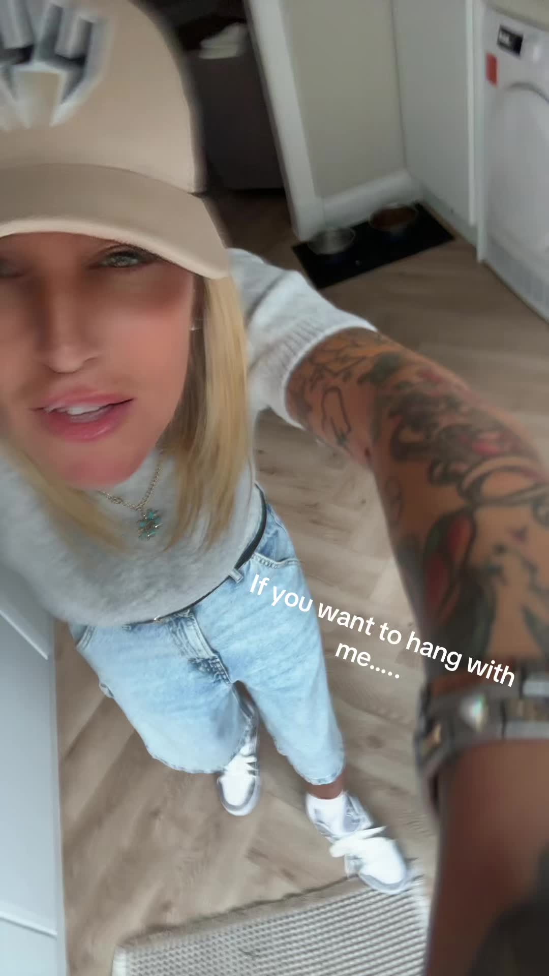 @LauraKyle🤟🏼🌈