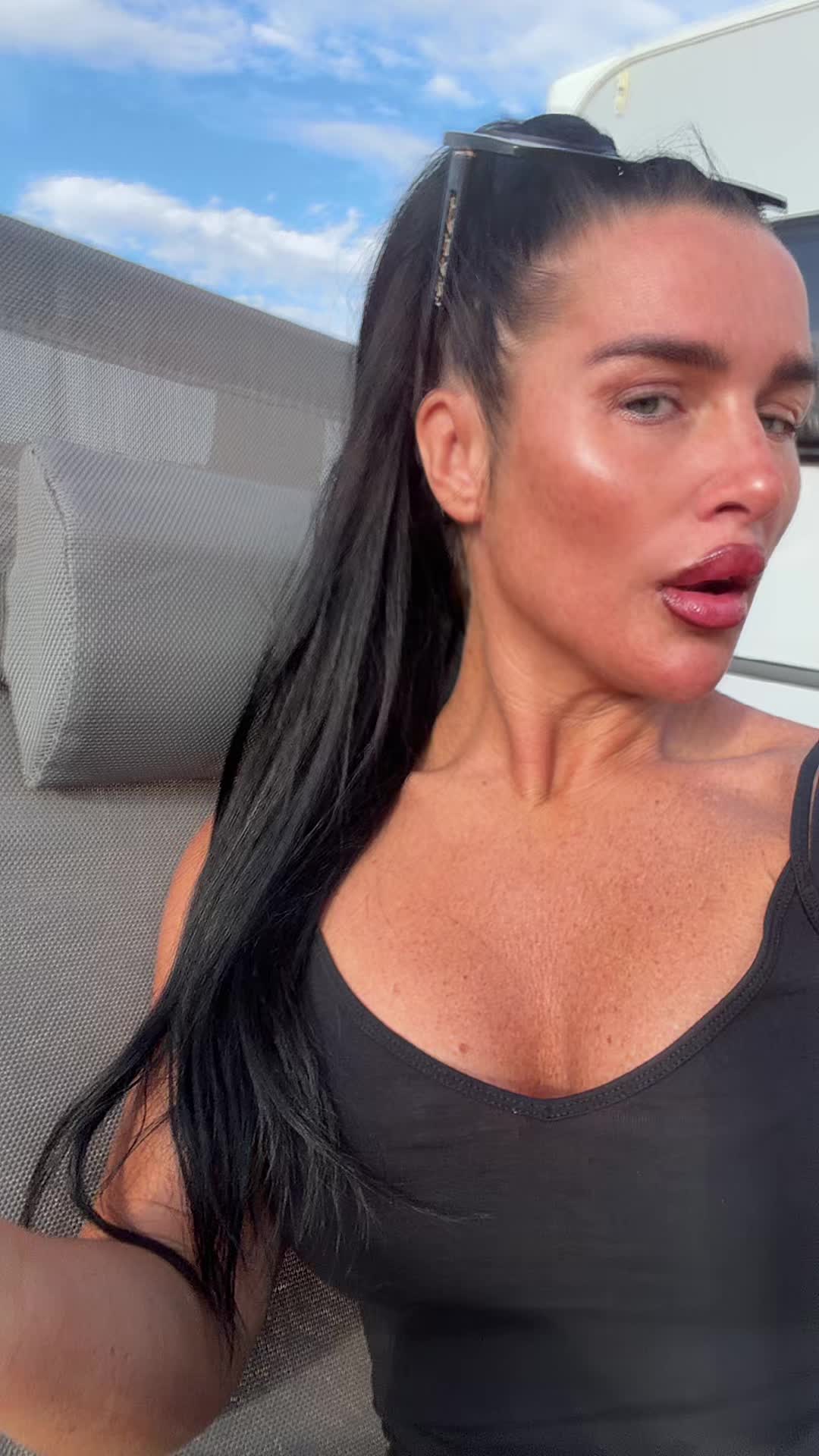 @holliebaby
