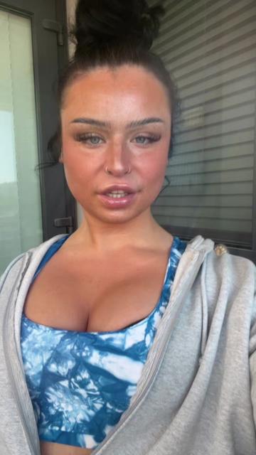 @joniethebrat