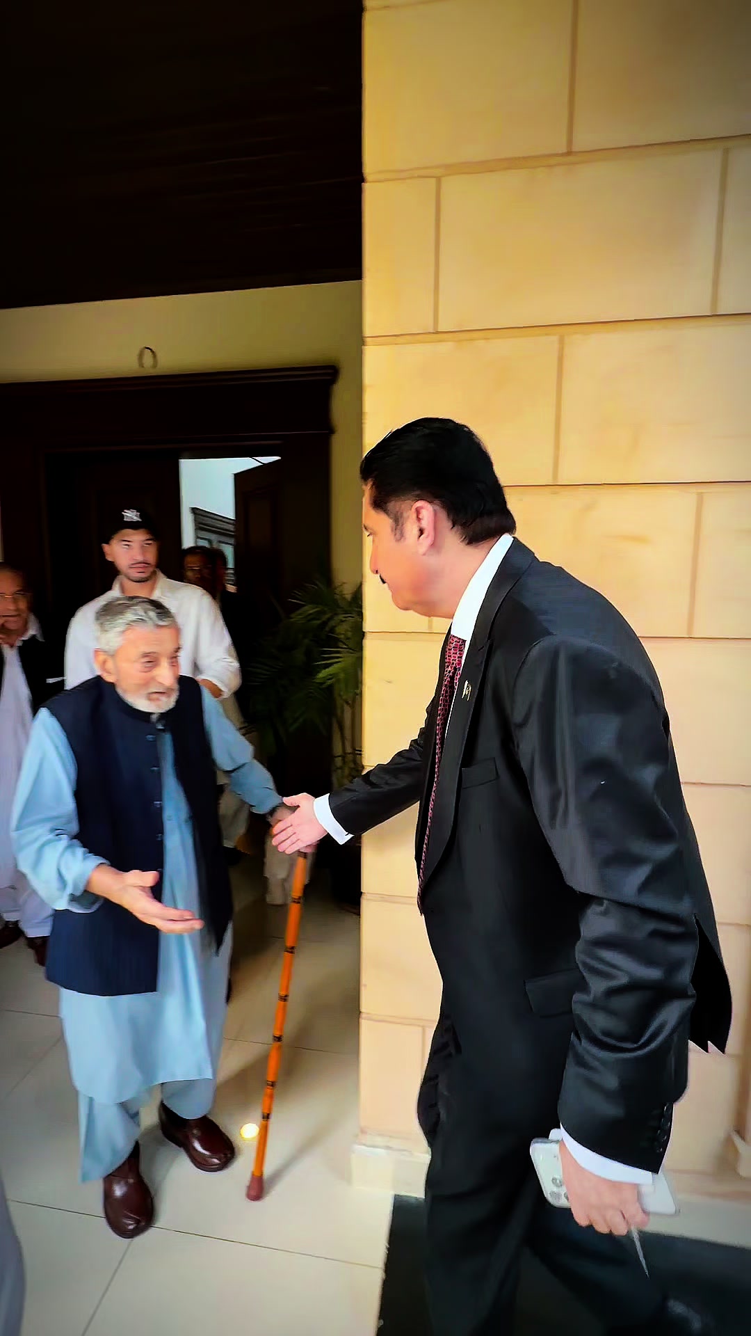 @Faisalkarimkundi