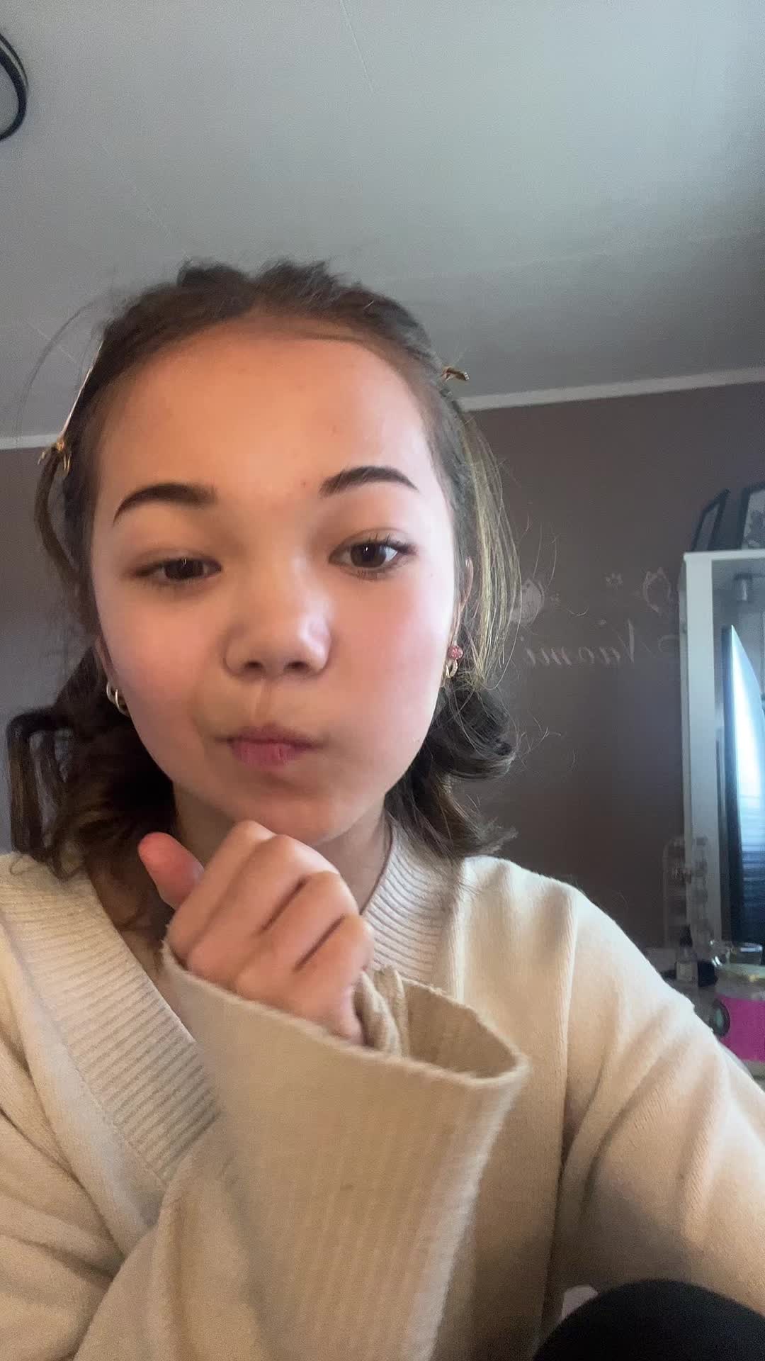 @Naomi🥂🫰🏼