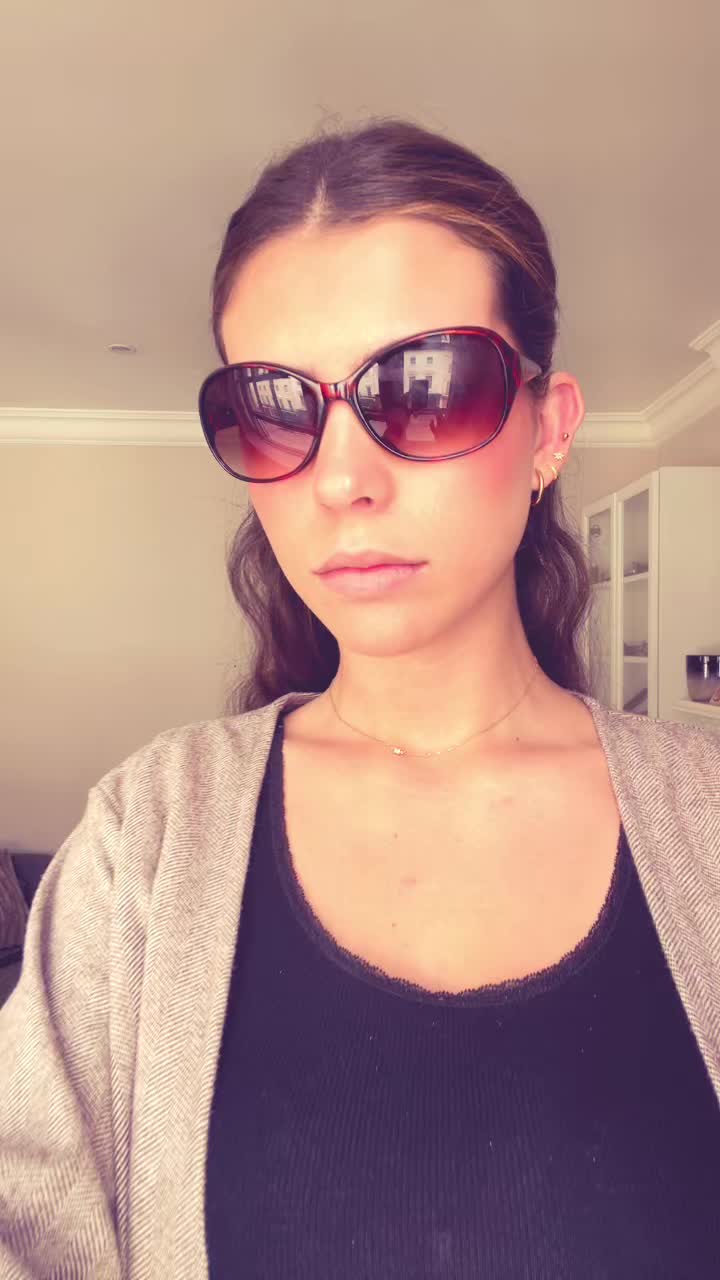 @Lara