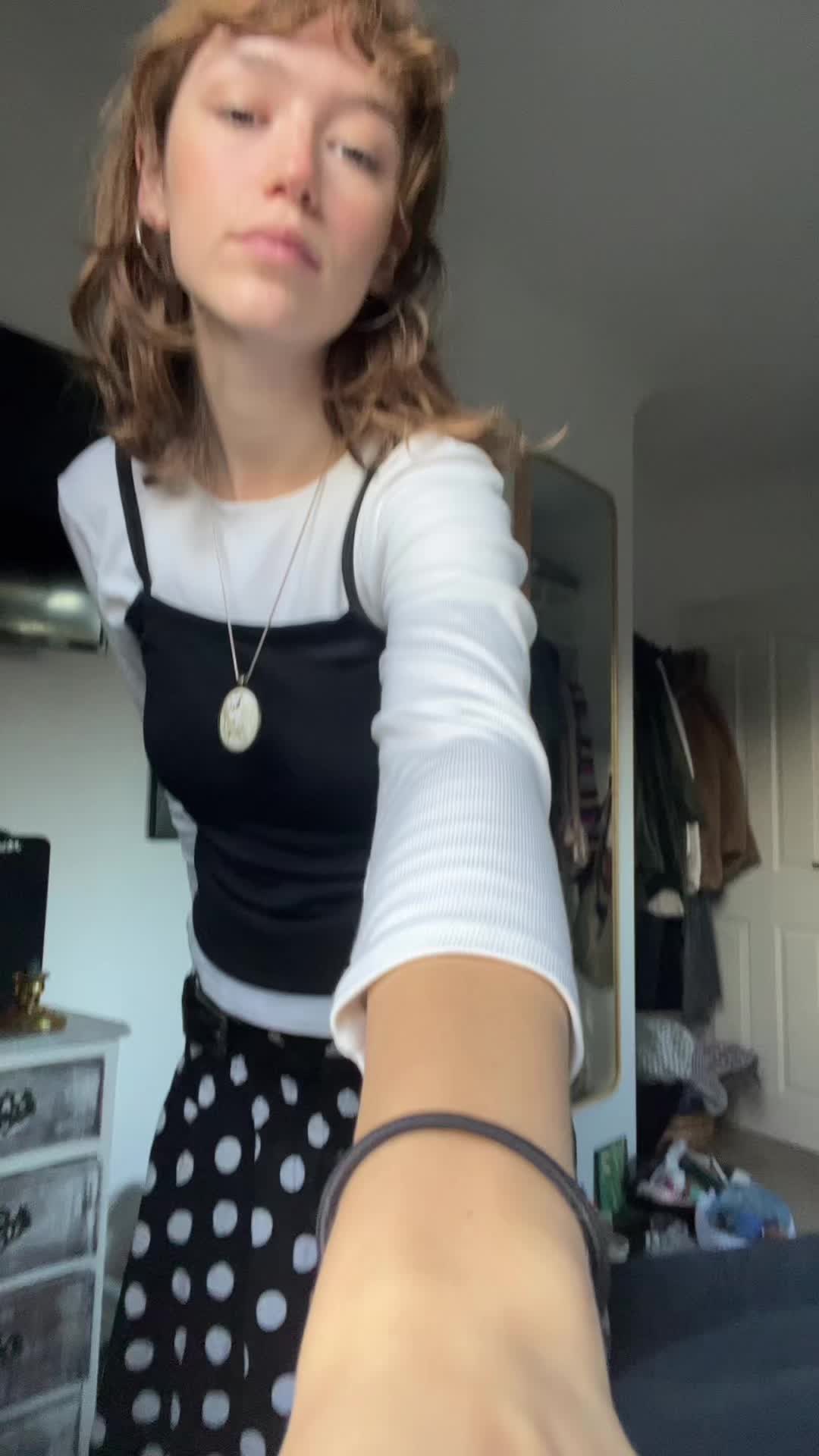 @Eloise🧝♀️
