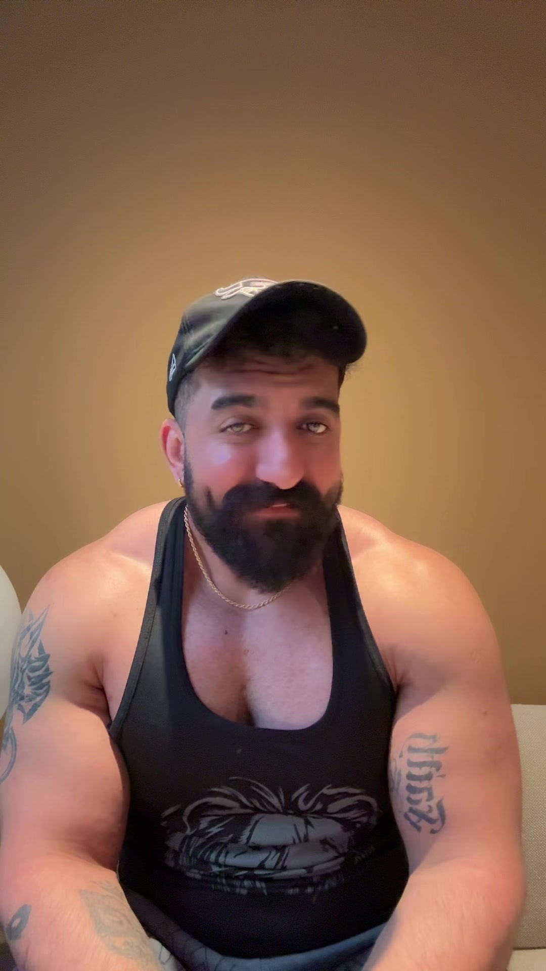 @Gabbar 🕊️🐺