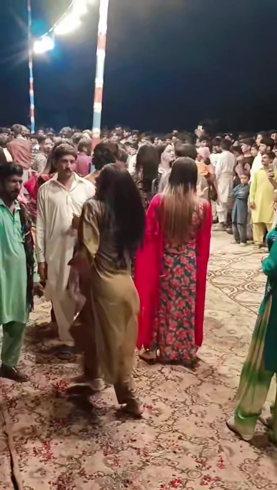 @عروج آفیشل