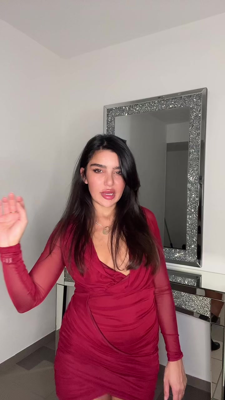 @Bella