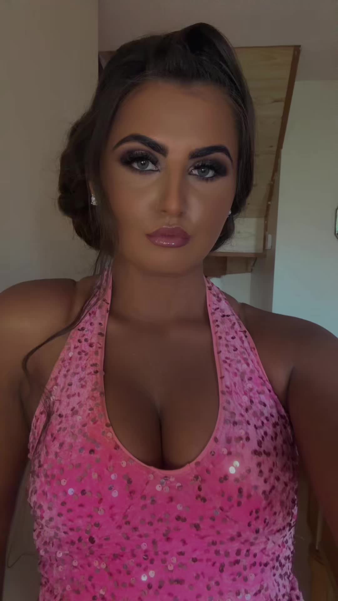 @caitlin02x