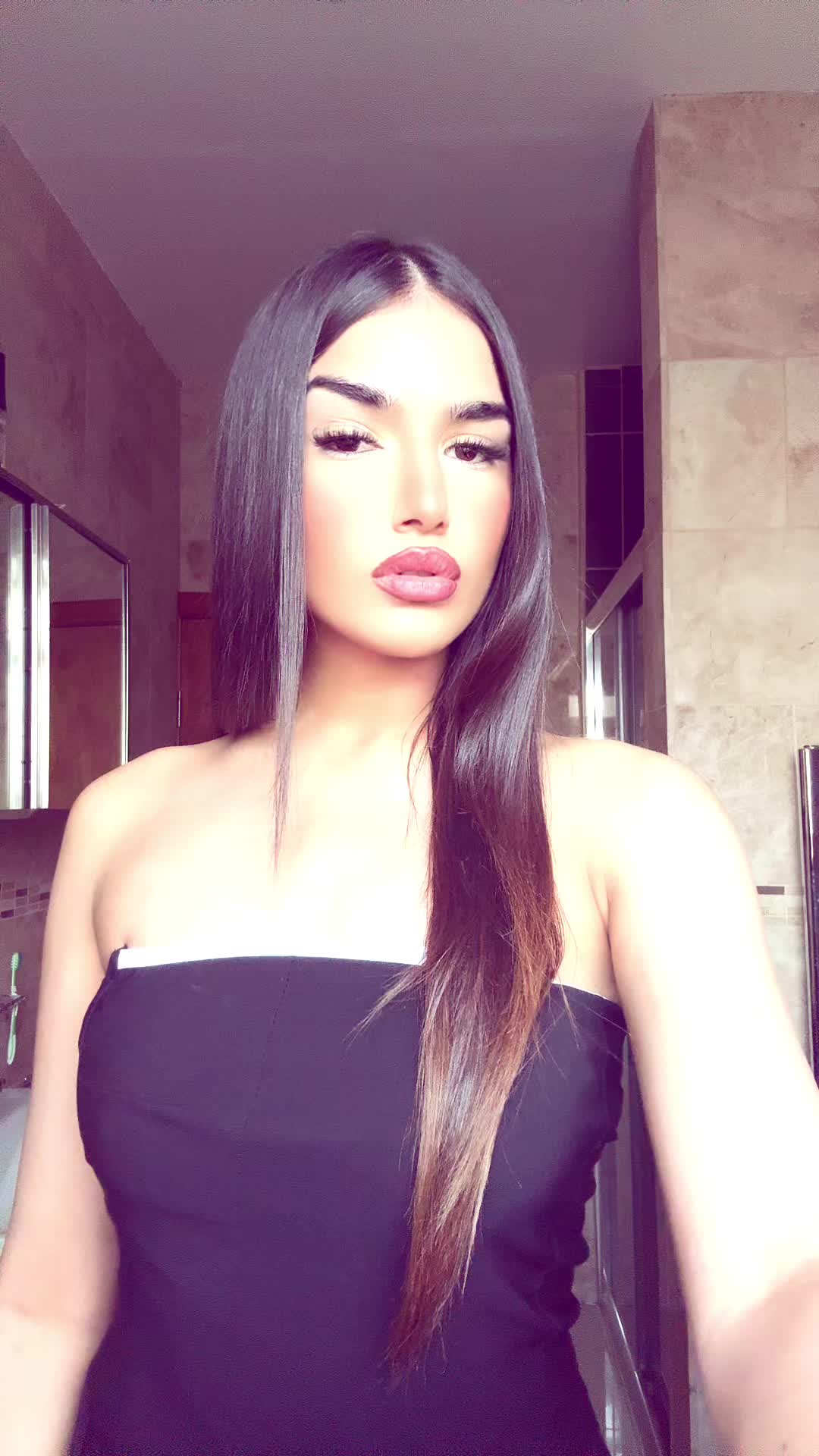 @KOMAL🤍