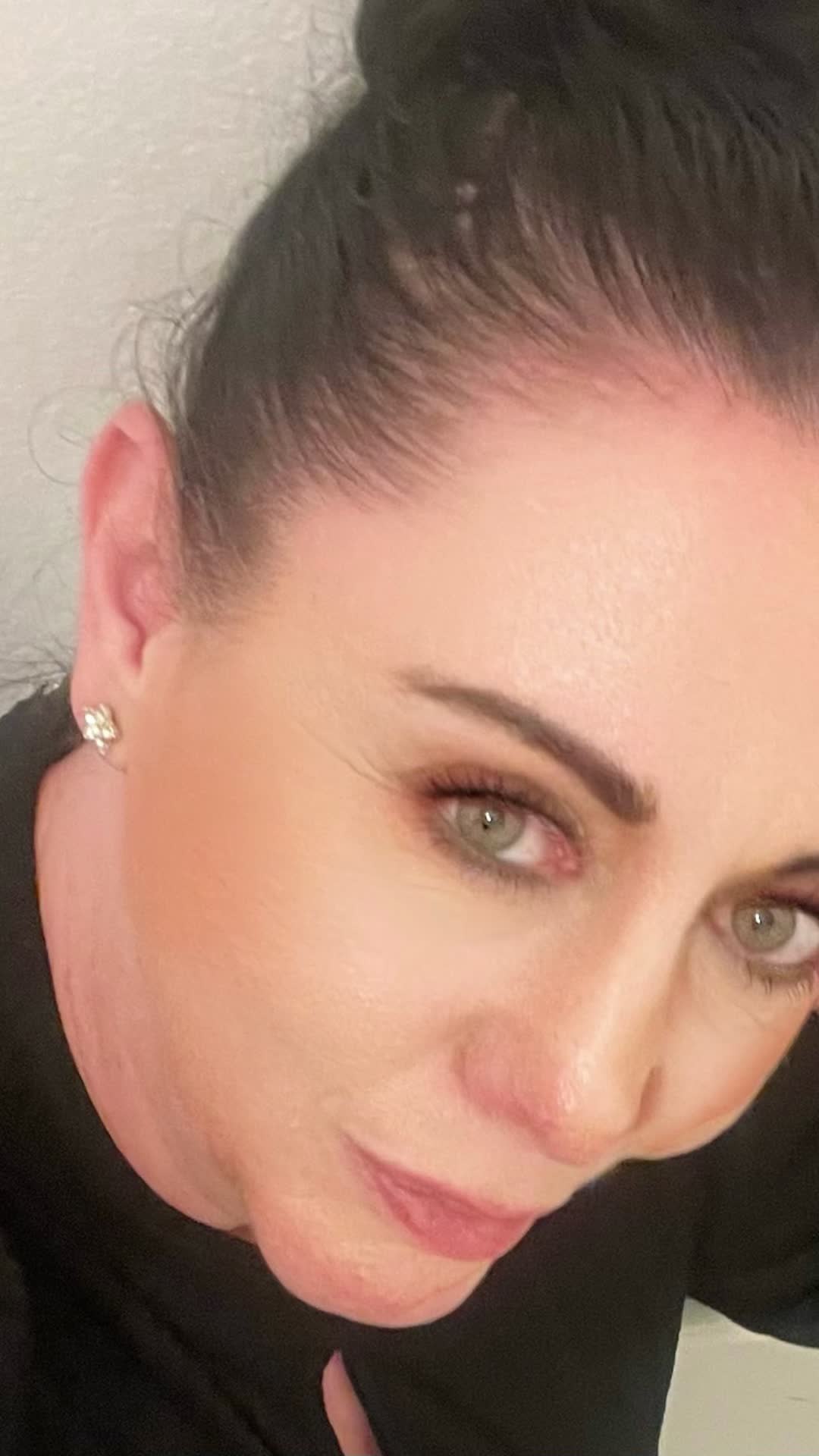 @vickywest73