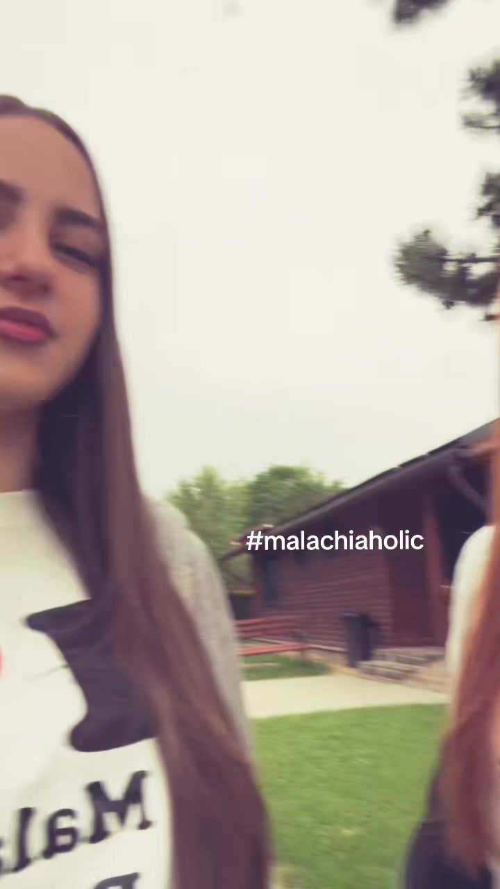 @Paula🪽🌊🔱⚡️