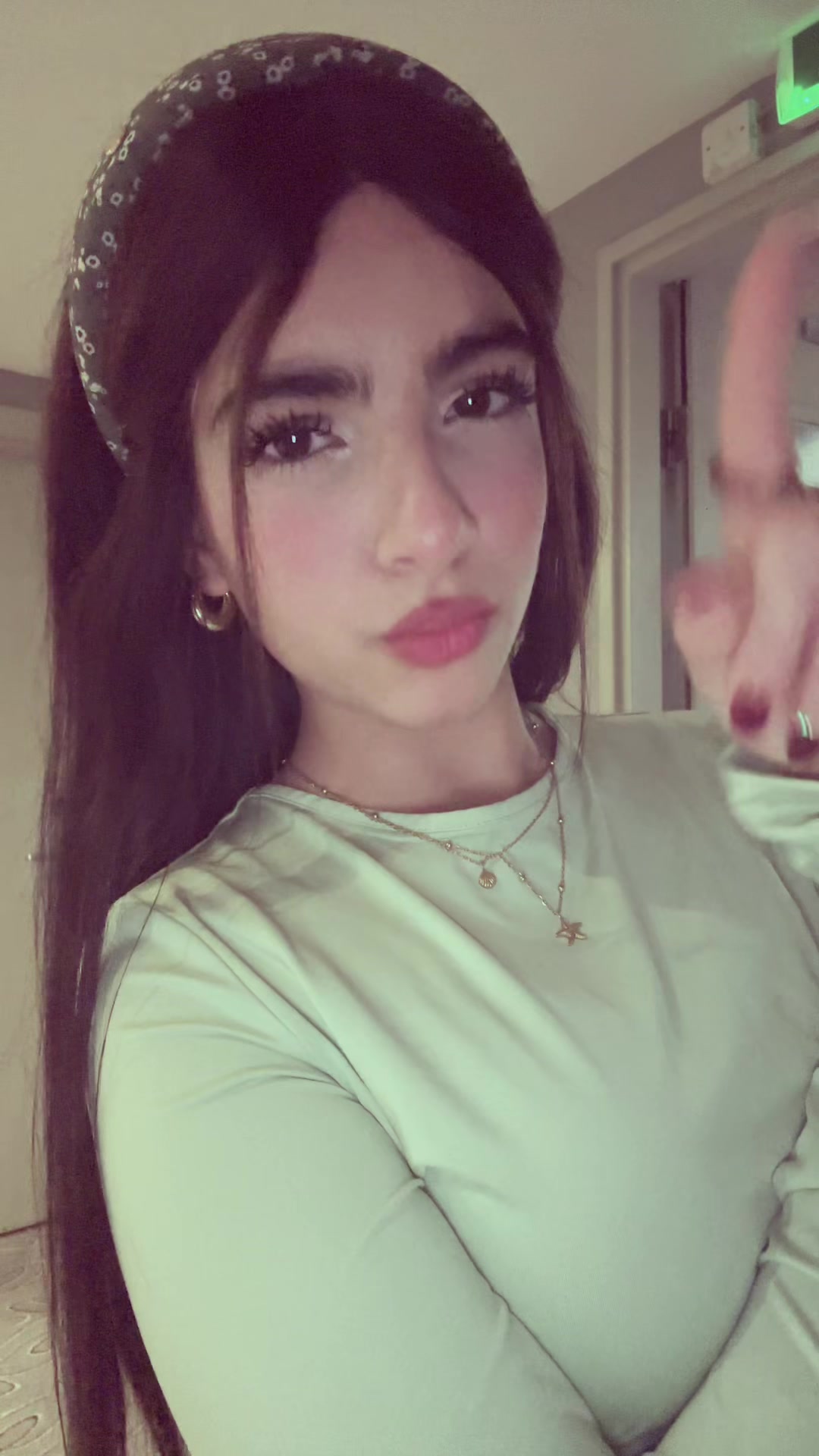 @Melek/ملوكه•🪞