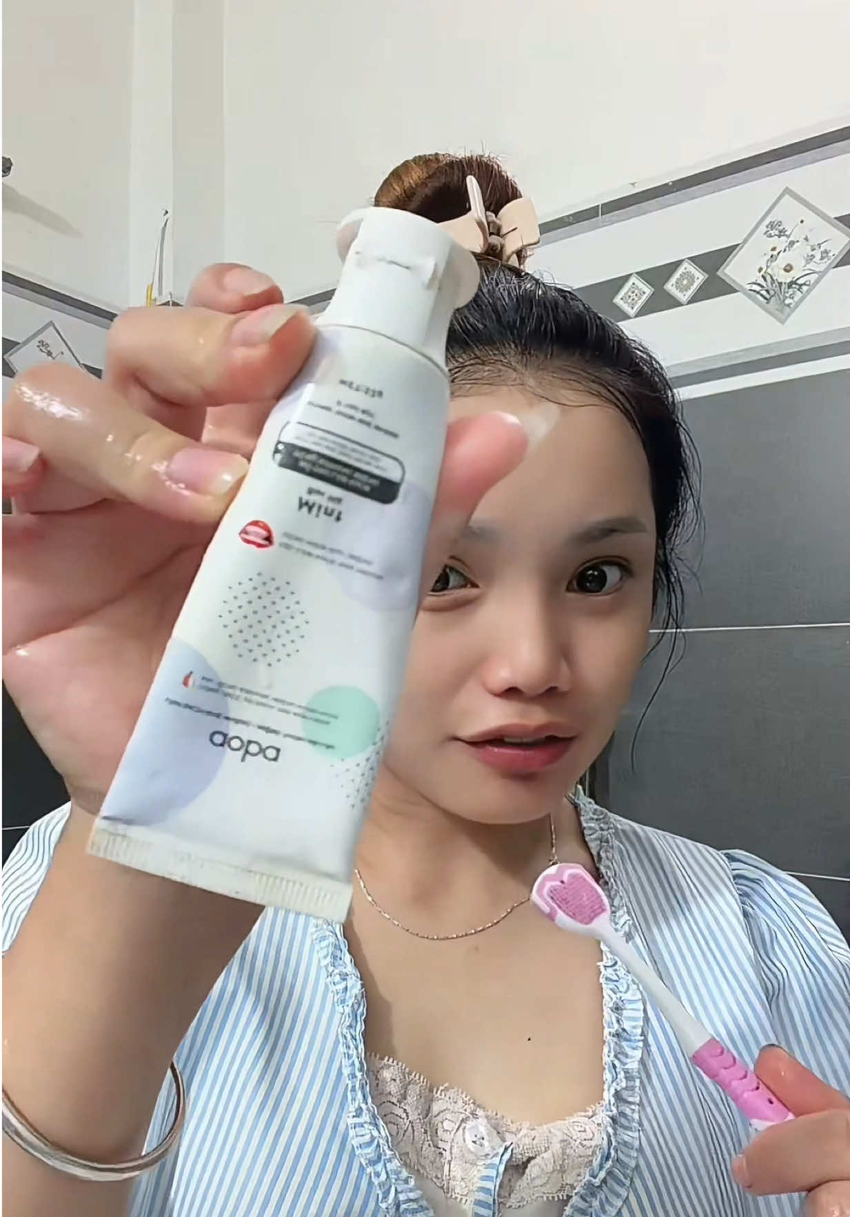 @Ho&agrave;ng Yến 🌹