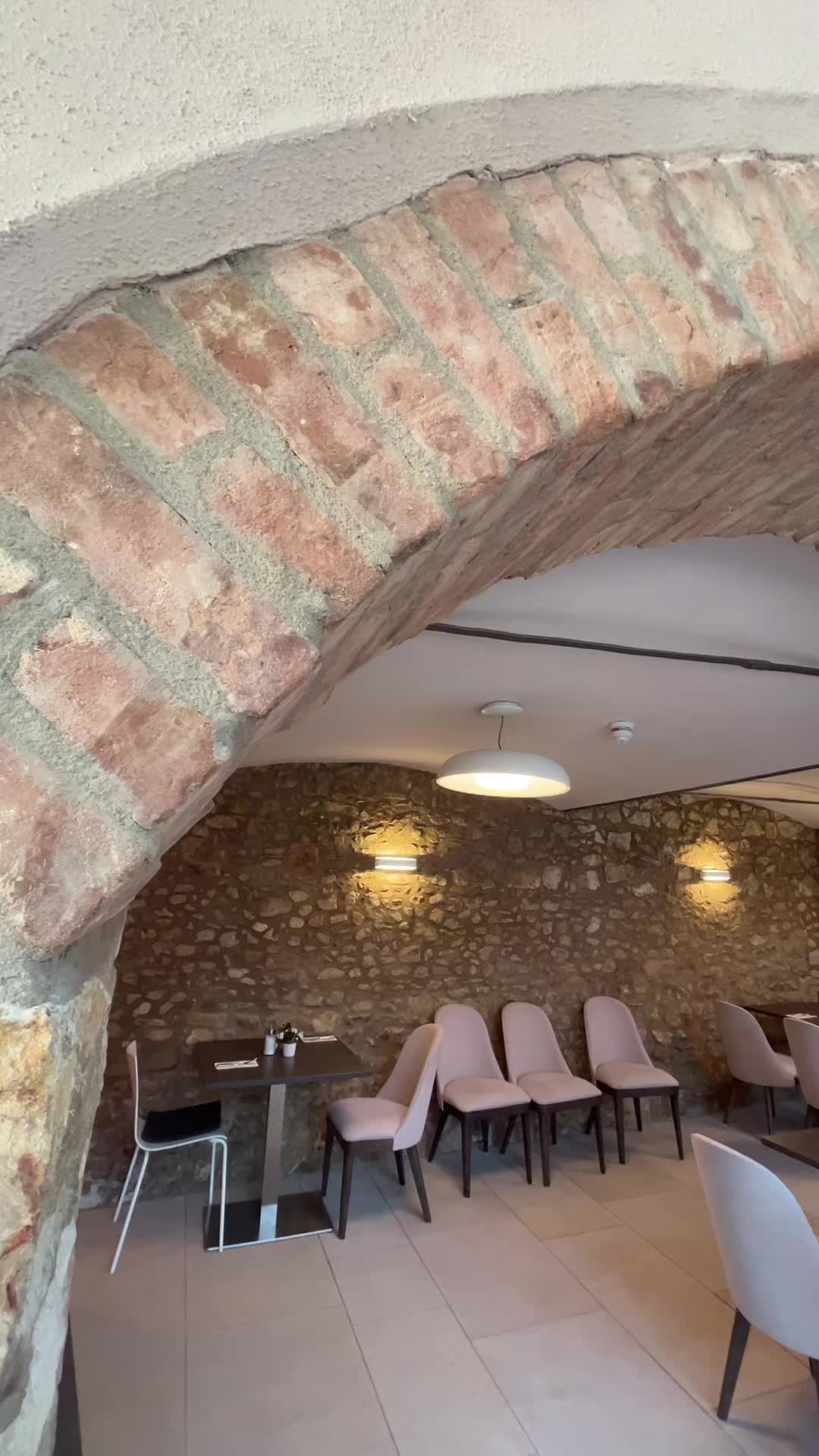 @businessirinah