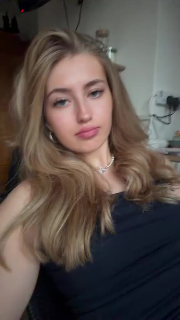 @Urfavblondie
