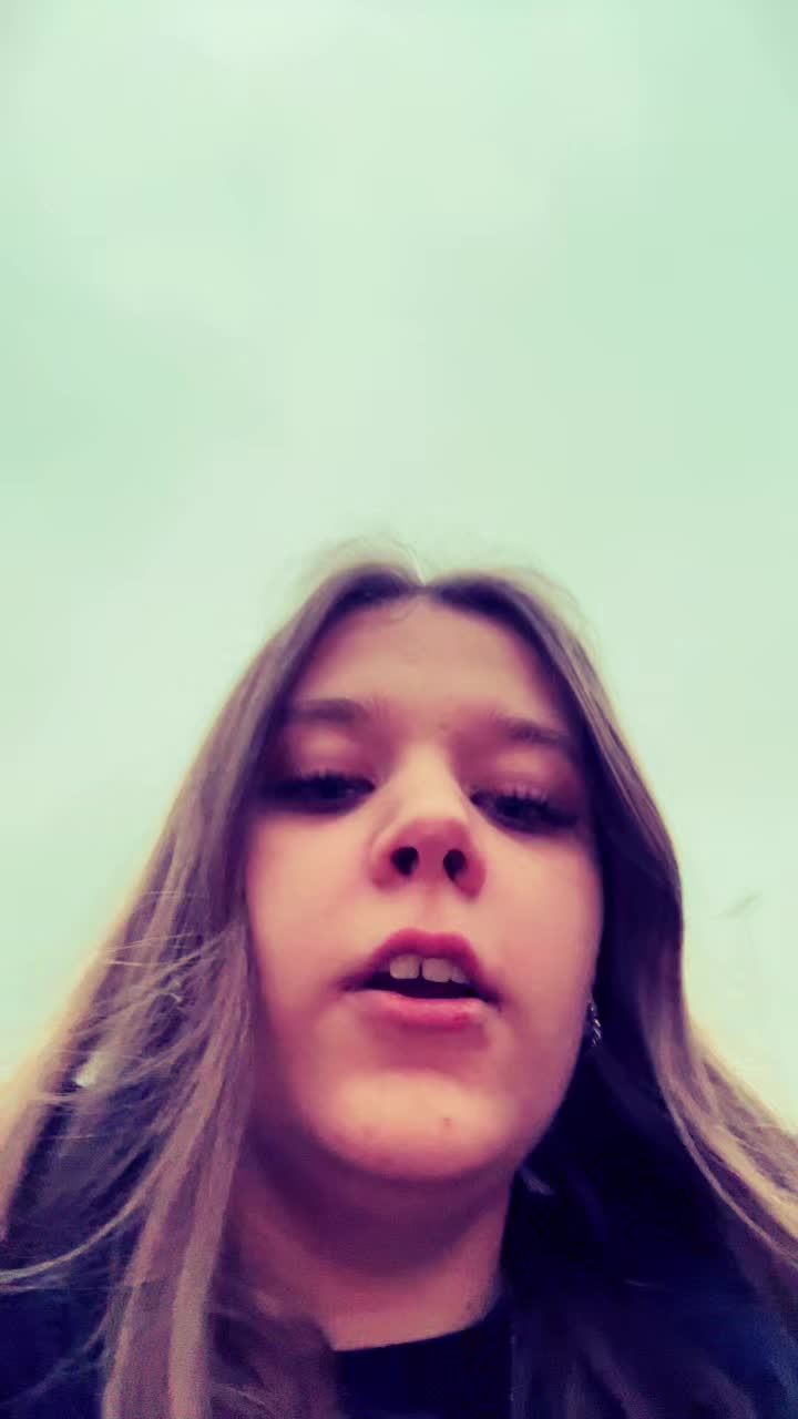 @👾
