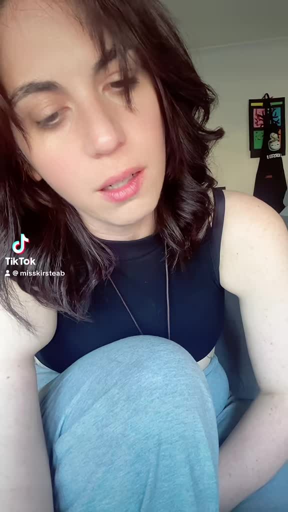 @MissKirsTeaB 💚