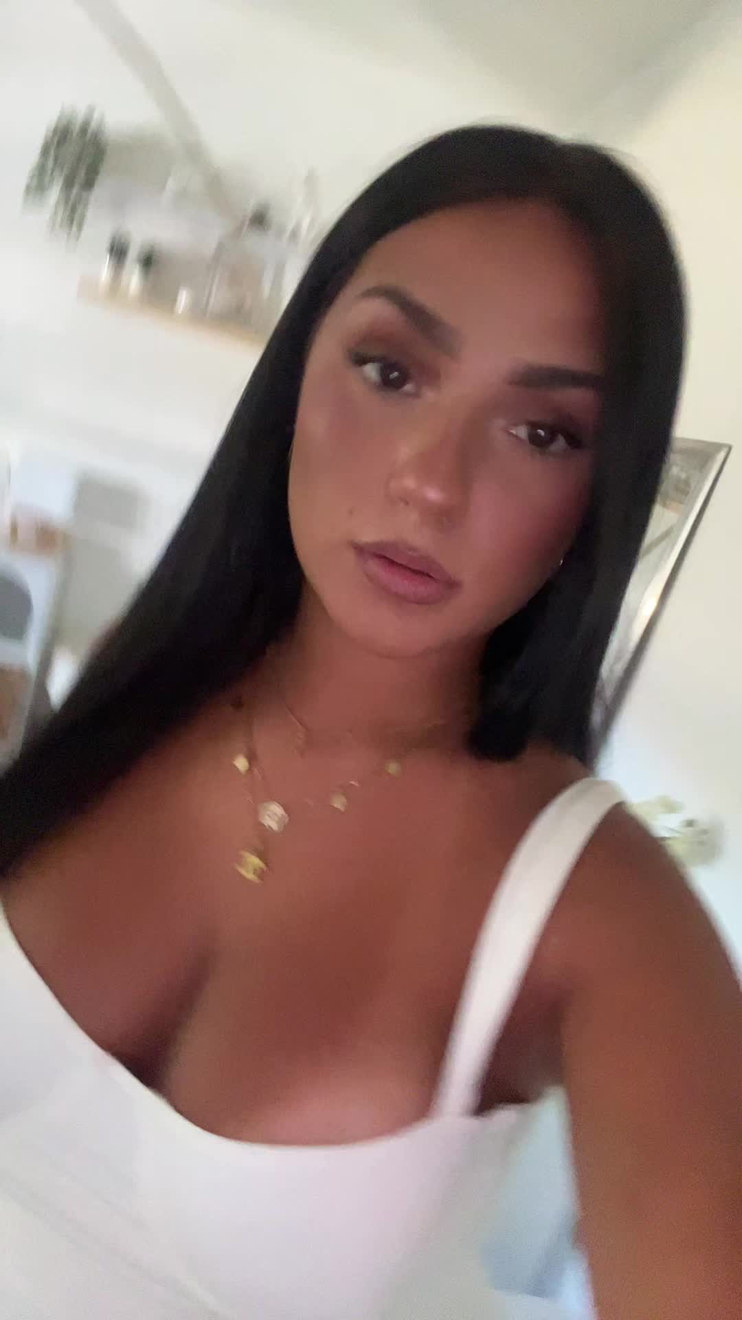 @E M M A ๐
