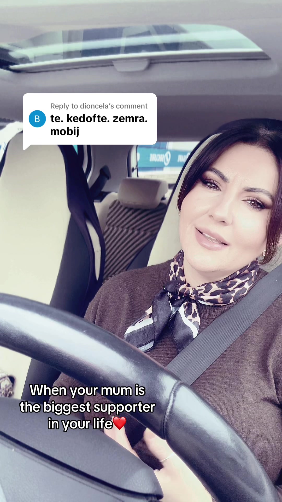 @Esmi.