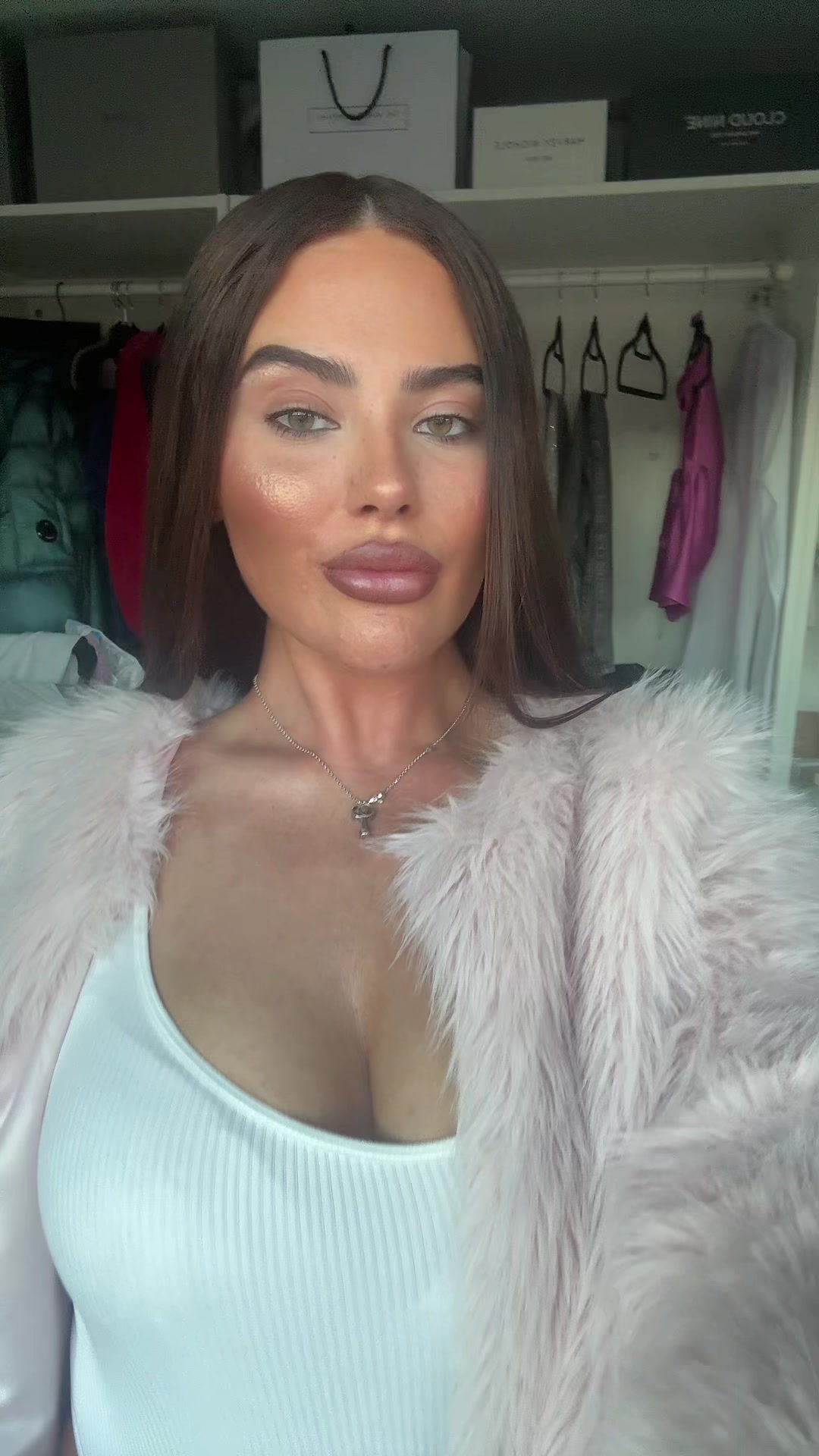 @Emz🍒🫦