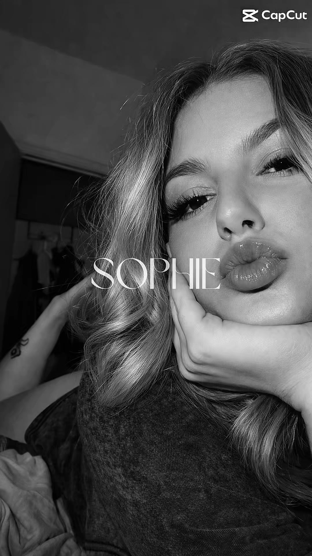 @sophiiie_xo