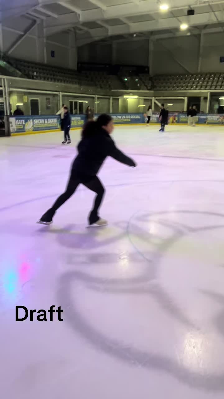 @Lucy ⛸️🤍