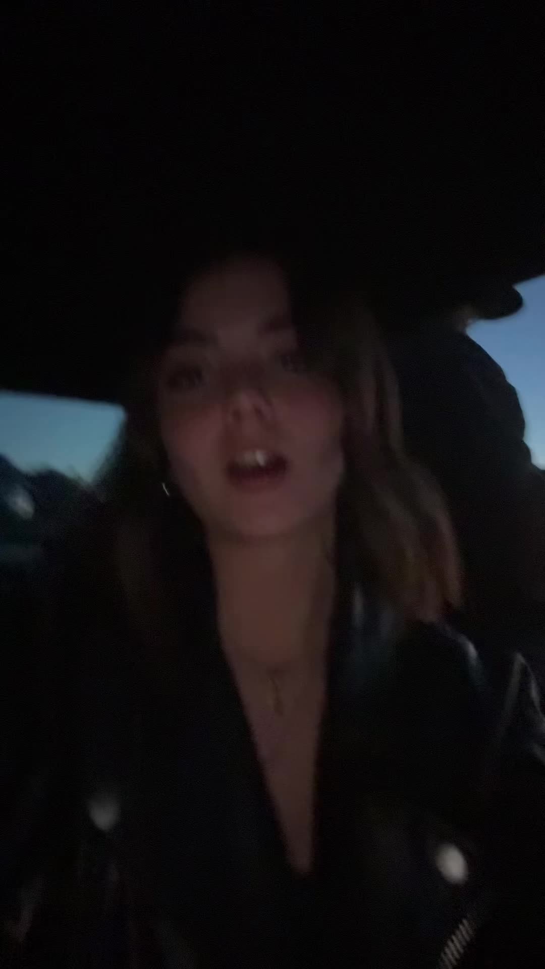 @𝑎𝑚𝑦🌚