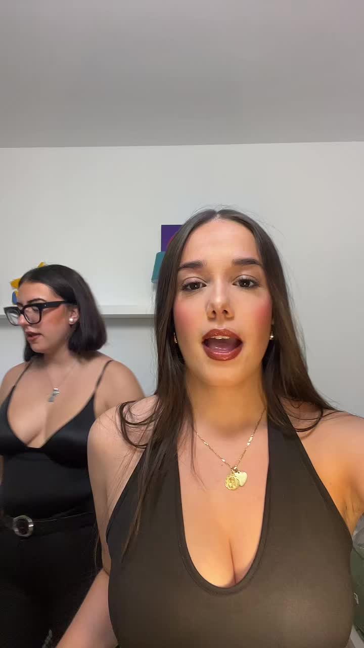 @Eleniii