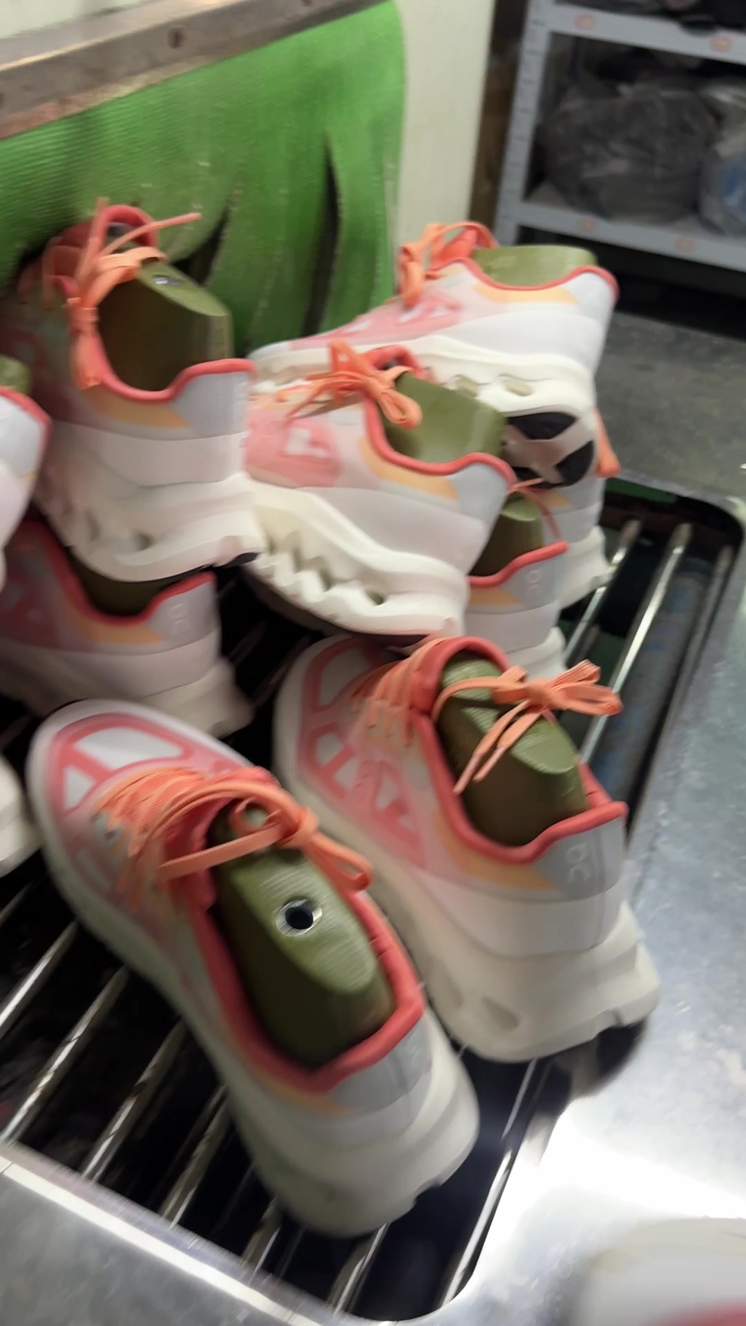 @Wholesale sneakers001