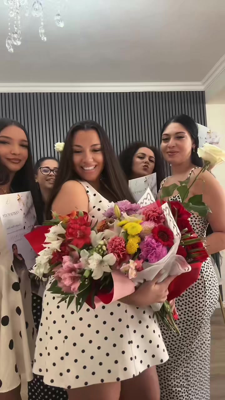 @Larissa Georgiana