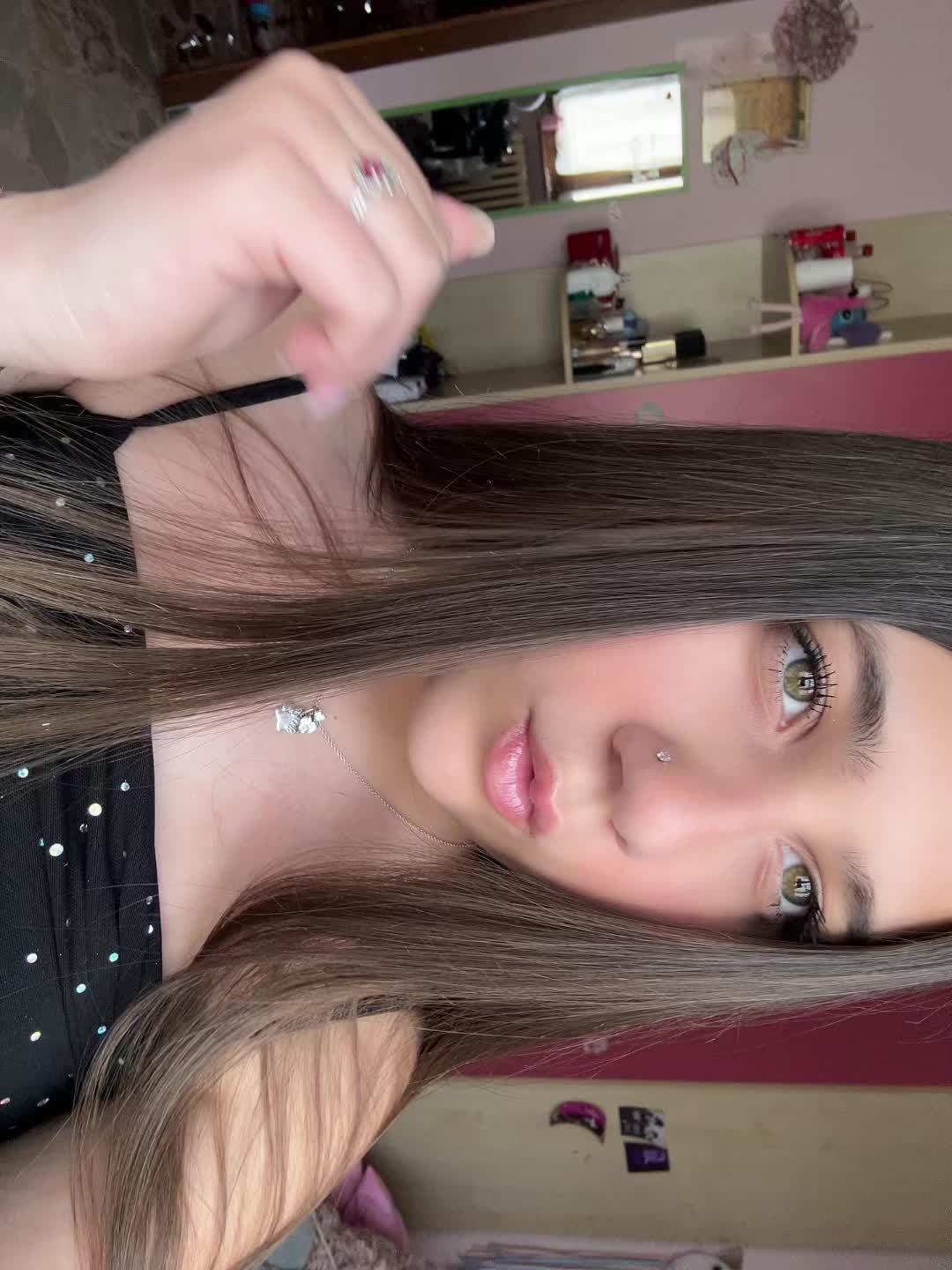 @ℰ𝓁𝒾🍃