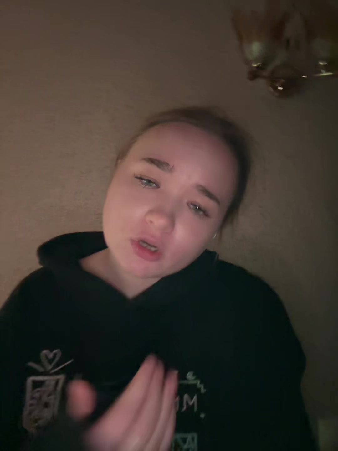 @тгк: вроде elya 🤍