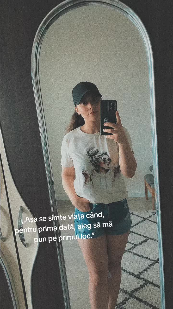 @Raluca 🖤