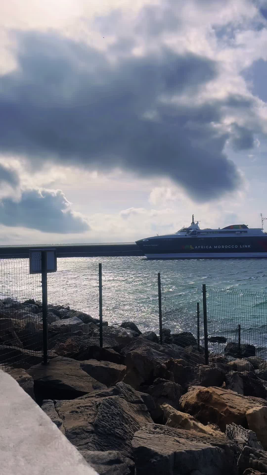 @Maritimegraphy