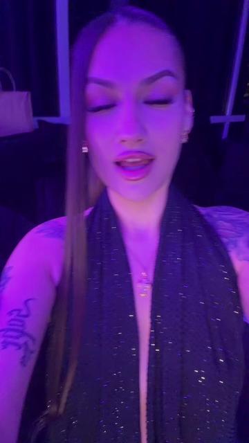 @𝐽𝑢𝑙𝑖𝑎𝑎