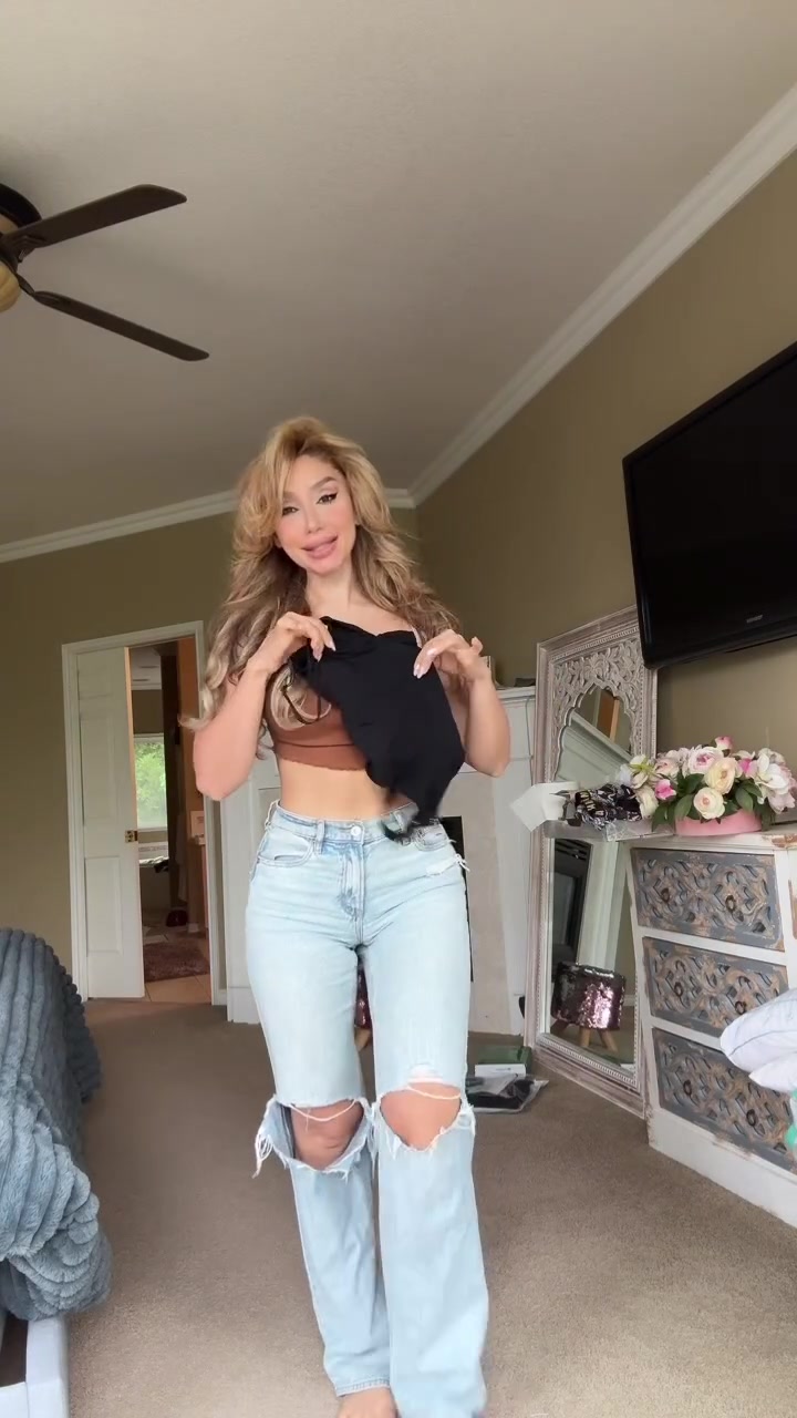 @Niloufar