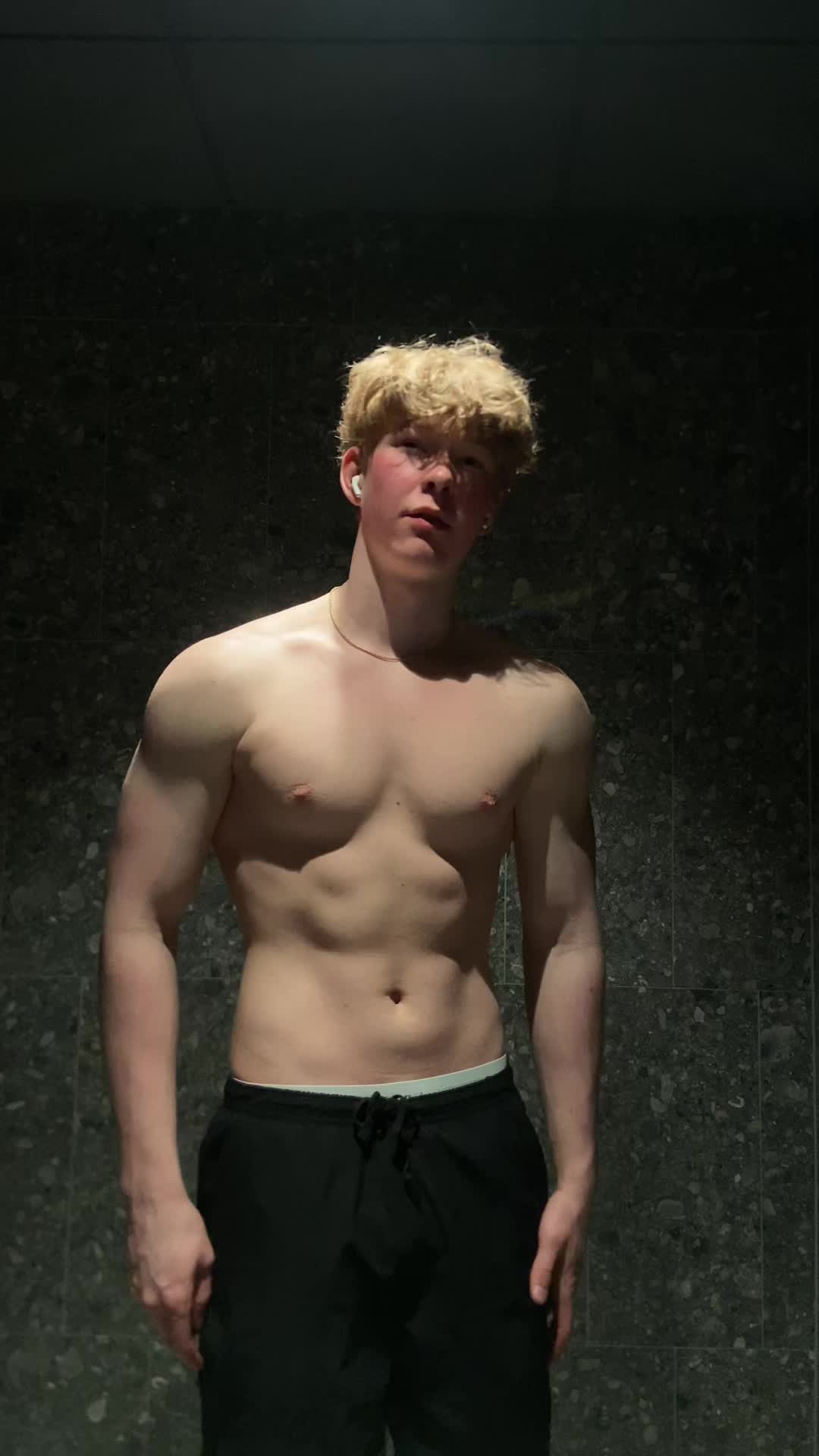 @Viktorolivergym