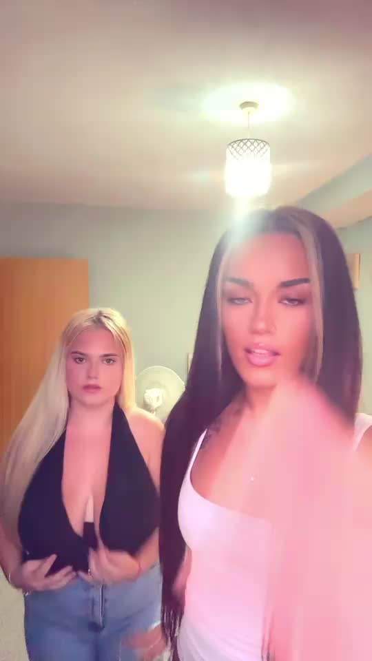 @Amielouise18