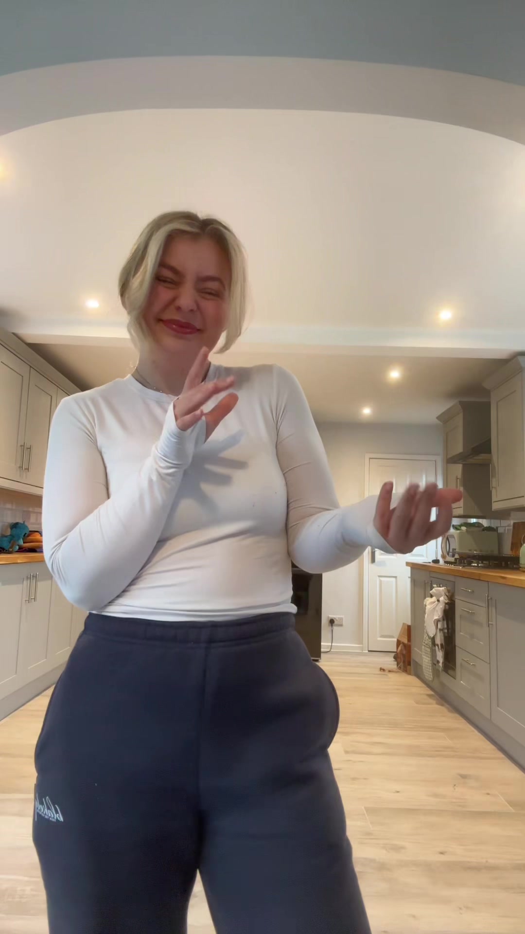 @caitplattx