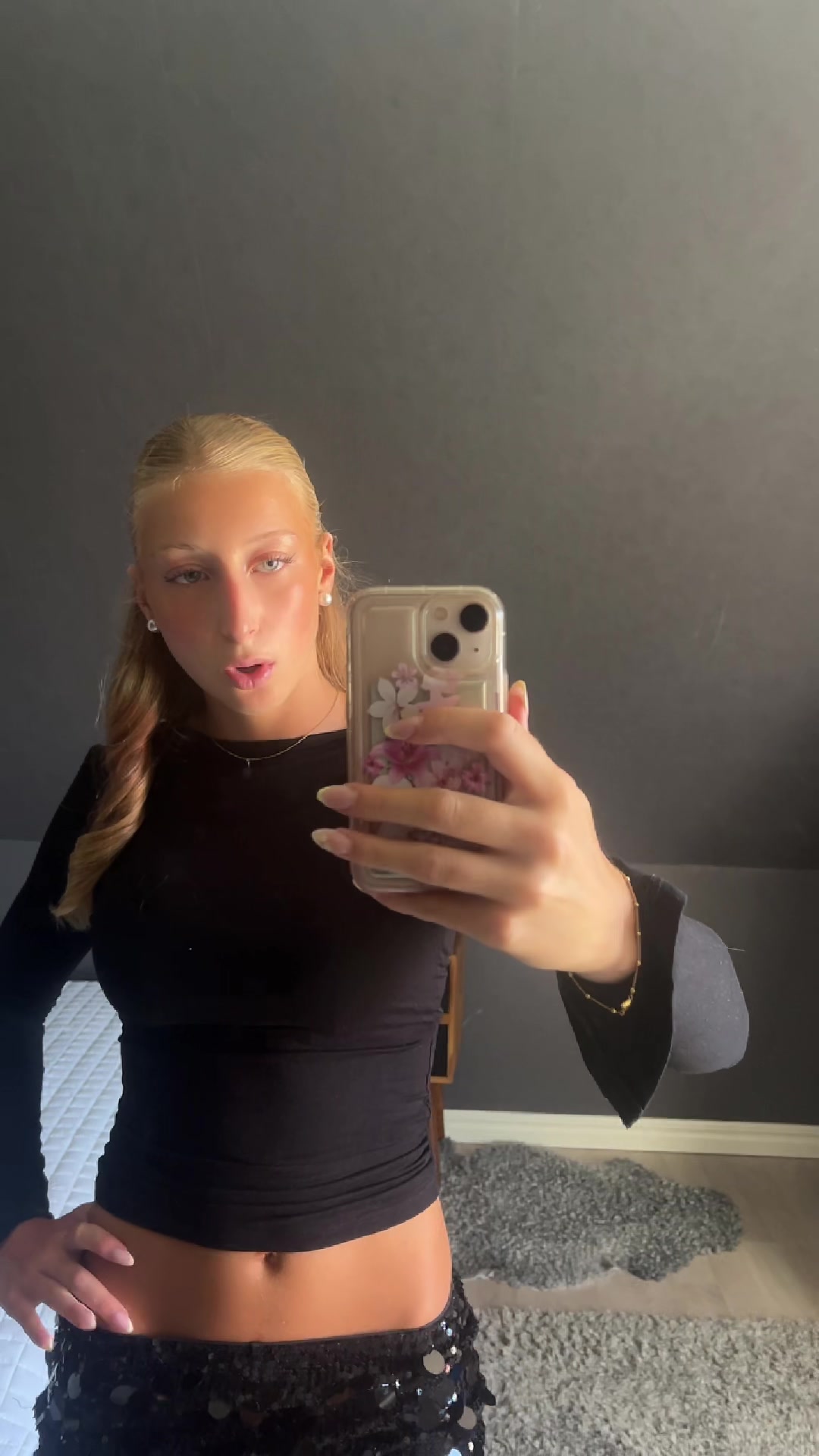 @Lovisaspam😘😉