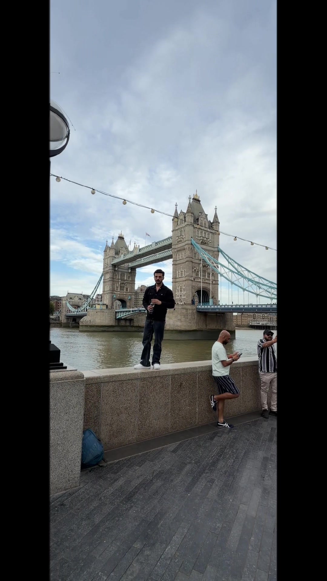 @KARANVEER SINGH🇬🇧