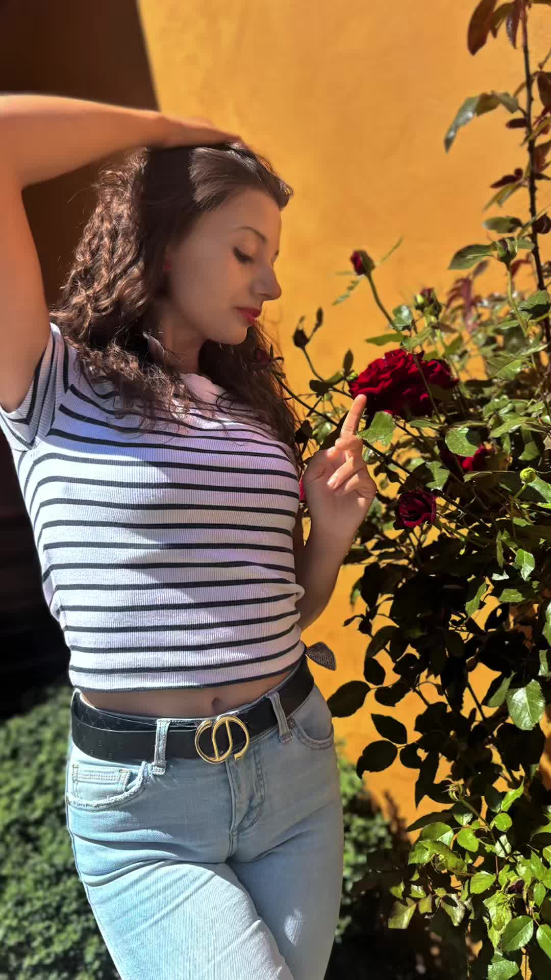 @🥹