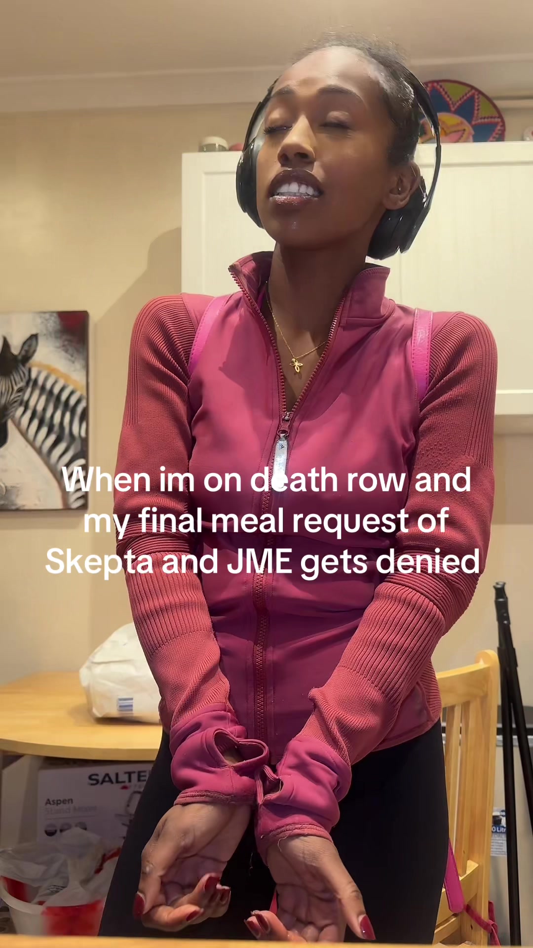 @naomi