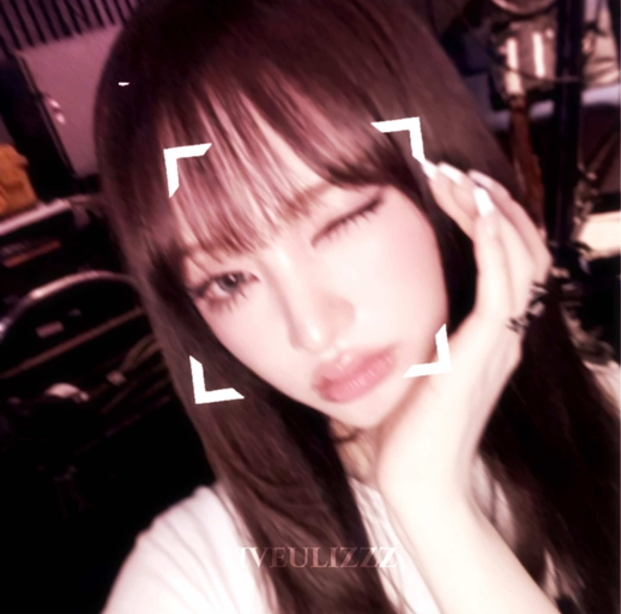 @vivi ❆。⋆❧