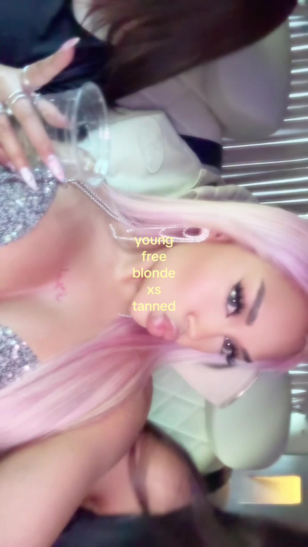 @T