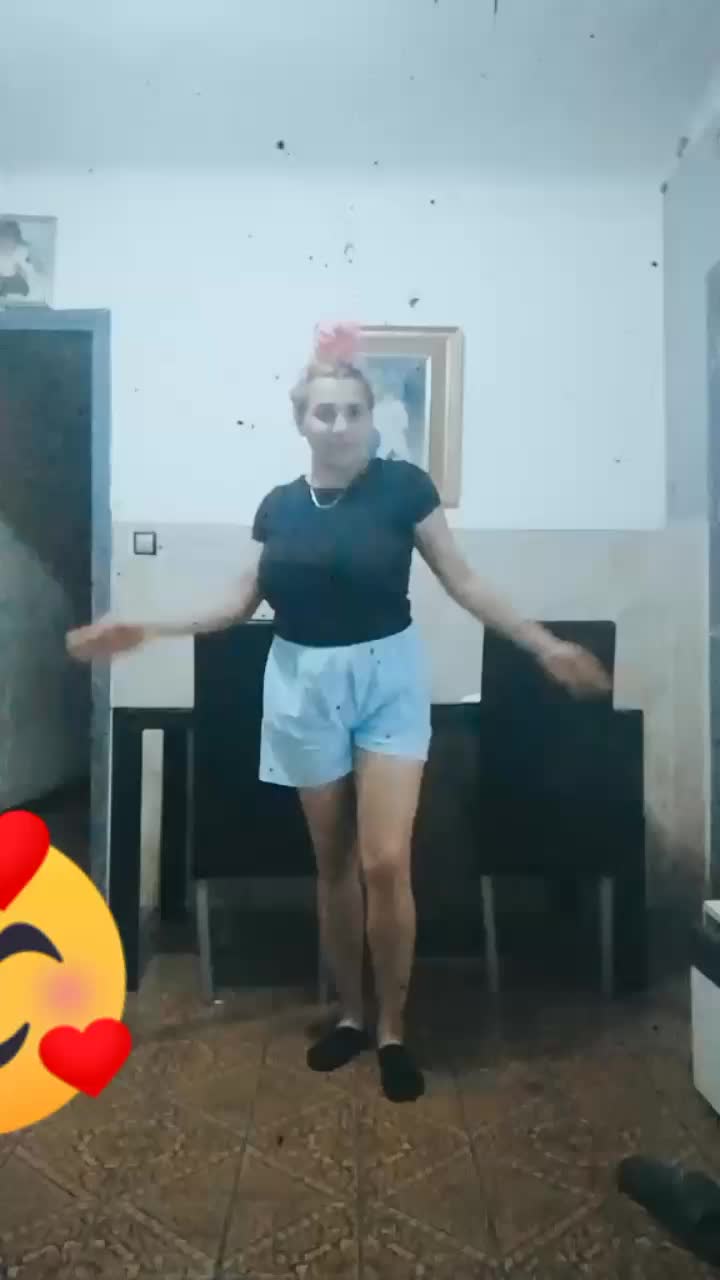@Isa Amador