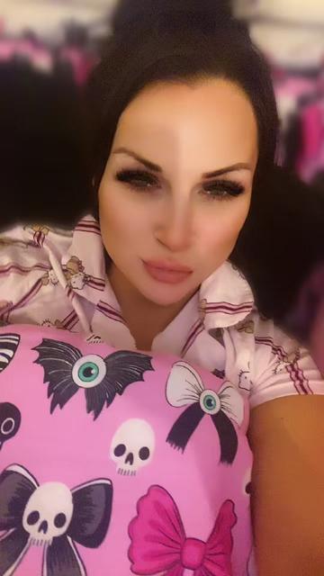 @🖤 𝓢𝓪𝓿𝓪𝓰𝓮 𝓠𝓾𝓮𝓮𝓷 🖤